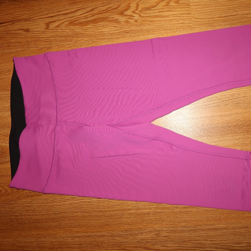 Lululemon Wunder Under Crop Reversible Ultra Viole